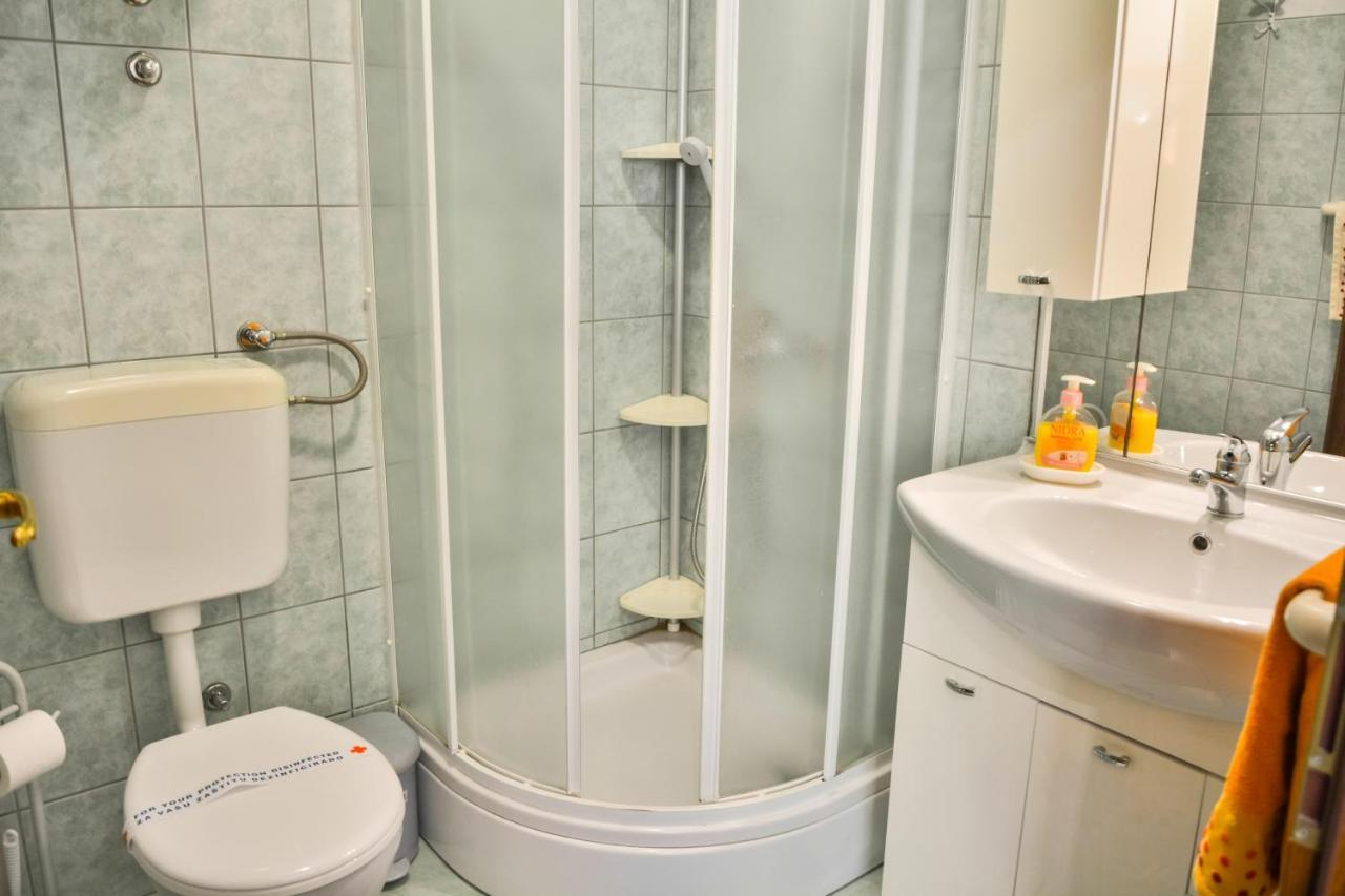 Apartments With A Parking Space Senj - 11520 المظهر الخارجي الصورة